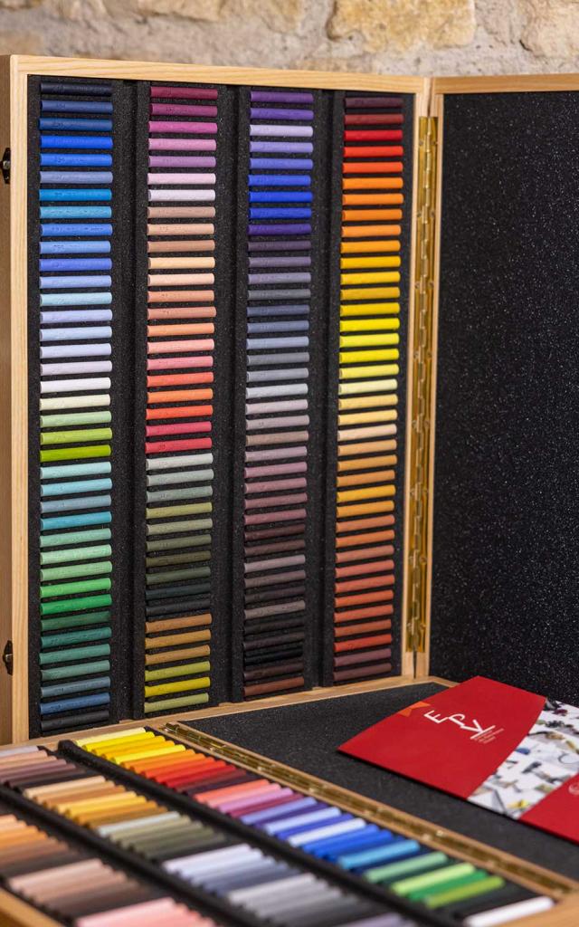 La fabrication du pastel, tout un art ! Dordogne Périgord Tourisme