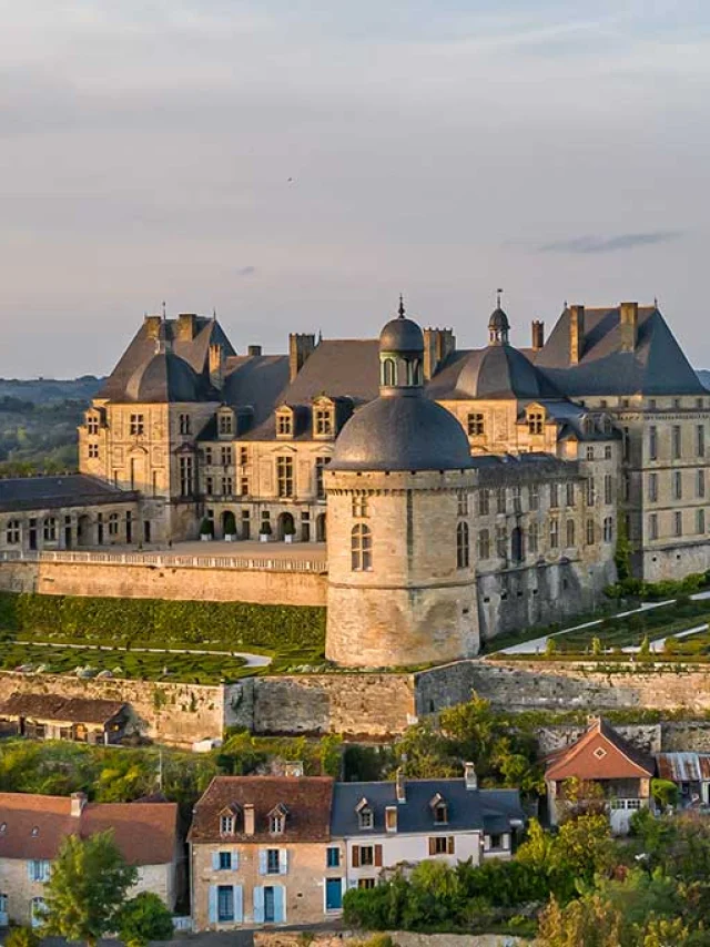 Château de Hautefort